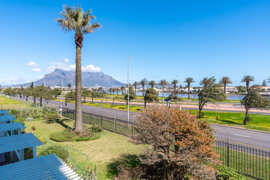 1 Bedroom Property for Sale in Milnerton Western Cape